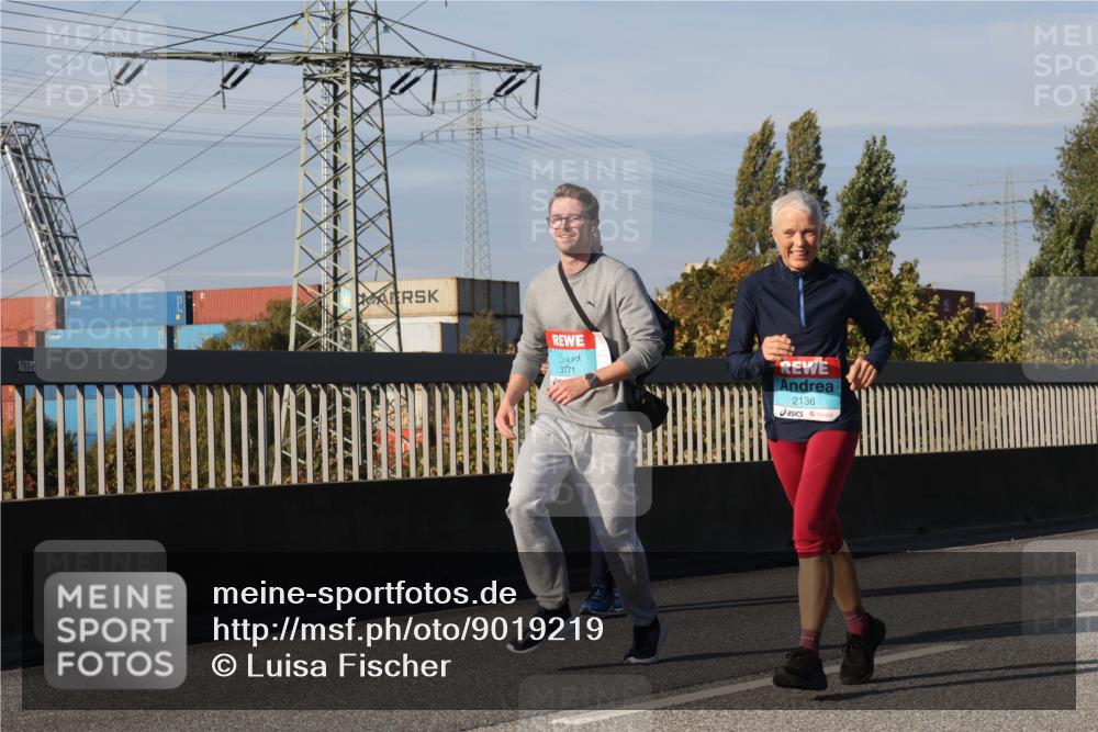 03.10.2025 - Köhlbrandbrückenlauf Luisa Fischer http://msf.ph/oto/9019219 03.10.2025 11:09:24 Position 3 780, 3771, 2136 meine-sportfotos.de