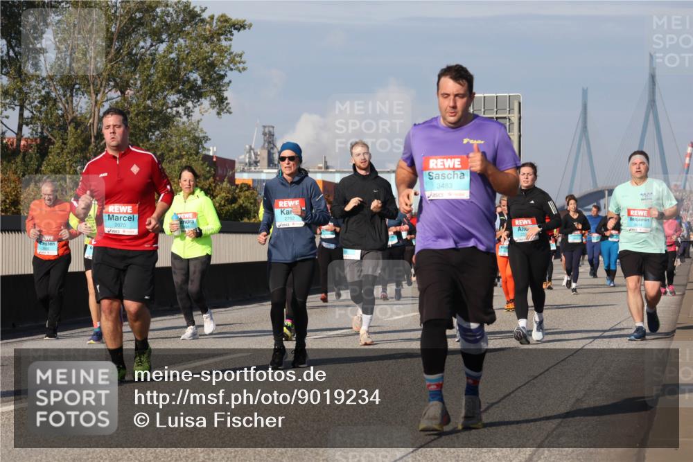03.10.2025 - Köhlbrandbrückenlauf Luisa Fischer http://msf.ph/oto/9019234 03.10.2025 11:09:42 Position 3 2070, 2752, 3483, 223, 20, 00, 3614 meine-sportfotos.de