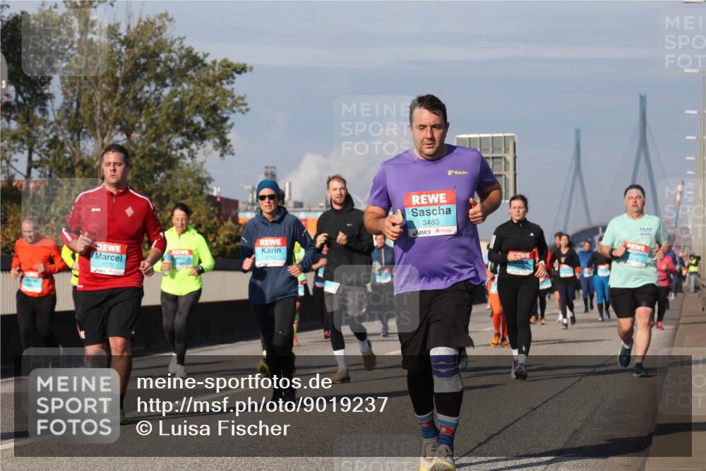 03.10.2025 - Köhlbrandbrückenlauf Luisa Fischer http://msf.ph/oto/9019237 03.10.2025 11:09:42 Position 3 2070, 2752, 3483, 1000 meine-sportfotos.de