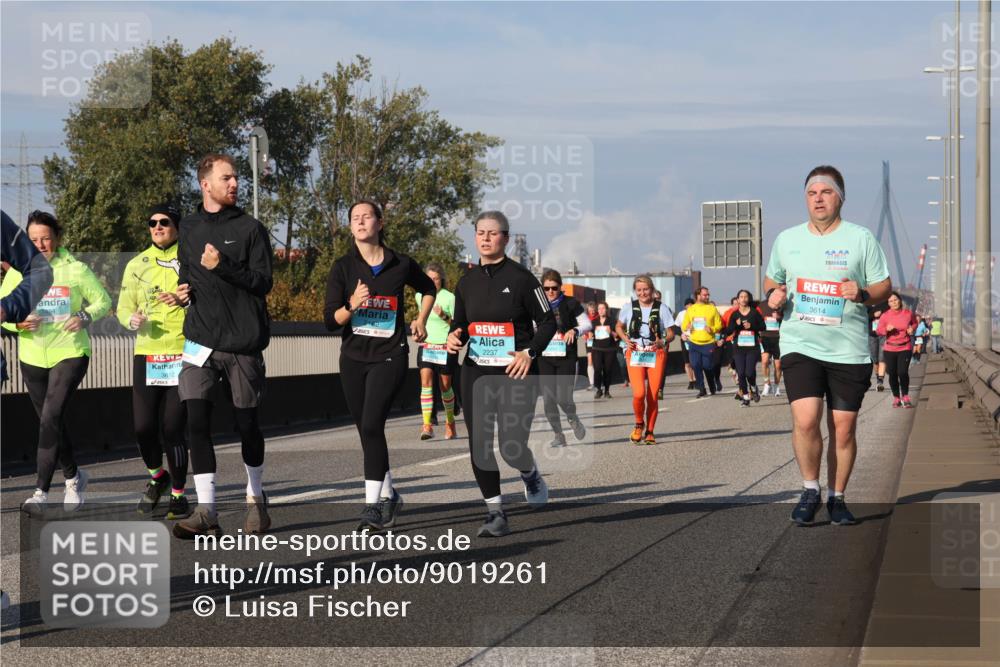 03.10.2025 - Köhlbrandbrückenlauf Luisa Fischer http://msf.ph/oto/9019261 03.10.2025 11:09:47 Position 3 1454, 3612, 162, 2237, 28, 20, 3614 meine-sportfotos.de