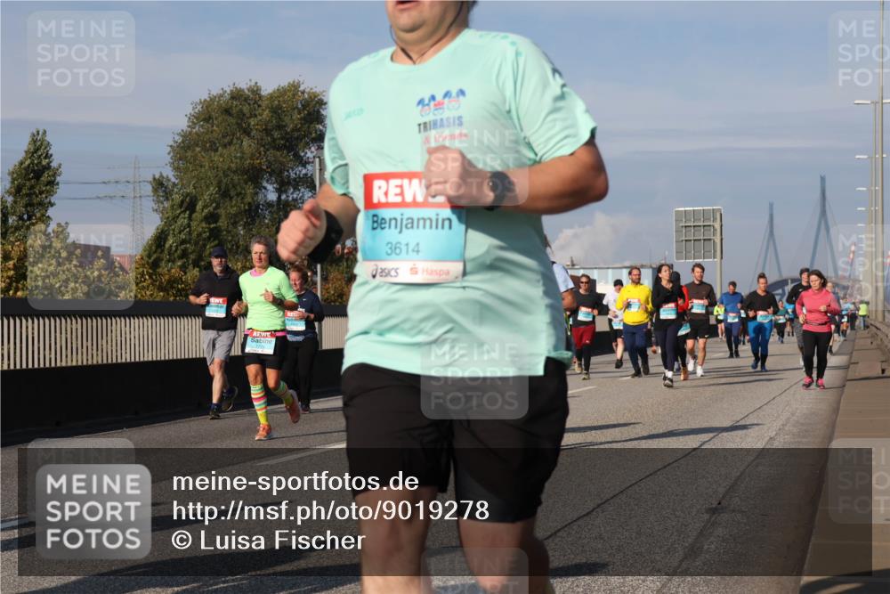 03.10.2025 - Köhlbrandbrückenlauf Luisa Fischer http://msf.ph/oto/9019278 03.10.2025 11:09:50 Position 3 3614 meine-sportfotos.de