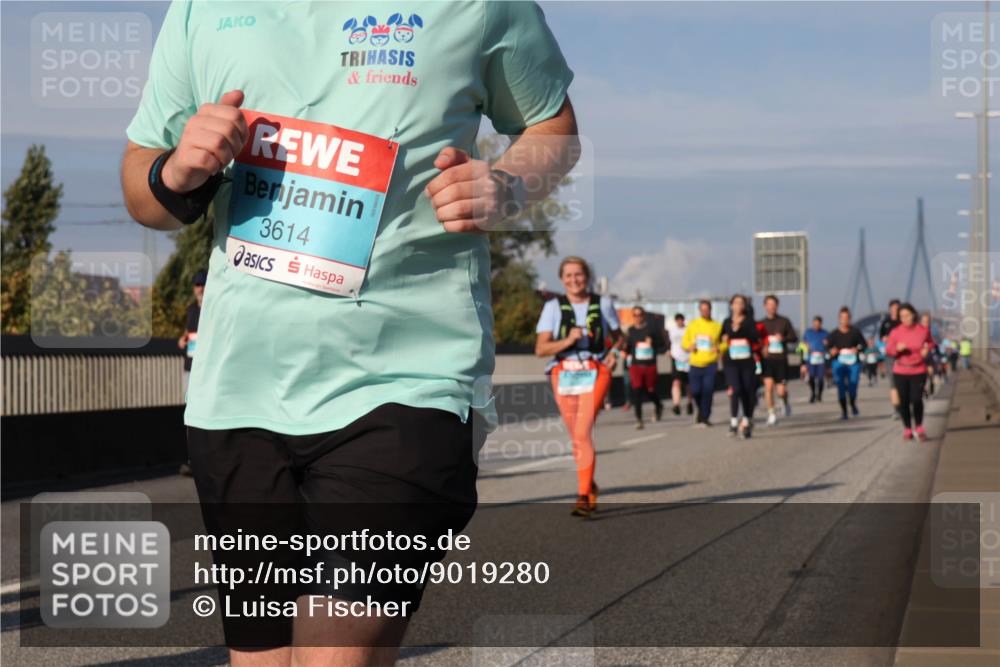 03.10.2025 - Köhlbrandbrückenlauf Luisa Fischer http://msf.ph/oto/9019280 03.10.2025 11:09:50 Position 3 3614 meine-sportfotos.de