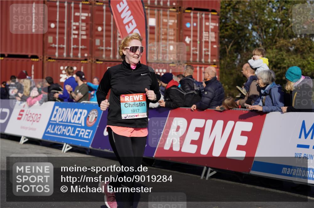 03.10.2025 - Köhlbrandbrückenlauf Michael Burmester http://msf.ph/oto/9019284 03.10.2025 10:19:50 Ziel 1479, 1503, 1547, 1593, 1672, 1743, 1795, 1861, 1917, 2051, 2243, 2674, 3529, 3736, 3796 meine-sportfotos.de