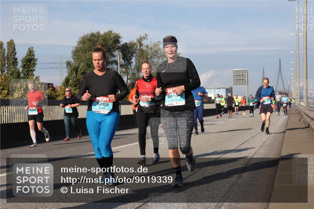 03.10.2025 - Köhlbrandbrückenlauf Luisa Fischer http://msf.ph/oto/9019339 03.10.2025 11:10:00 Position 3 2869, 2870 meine-sportfotos.de
