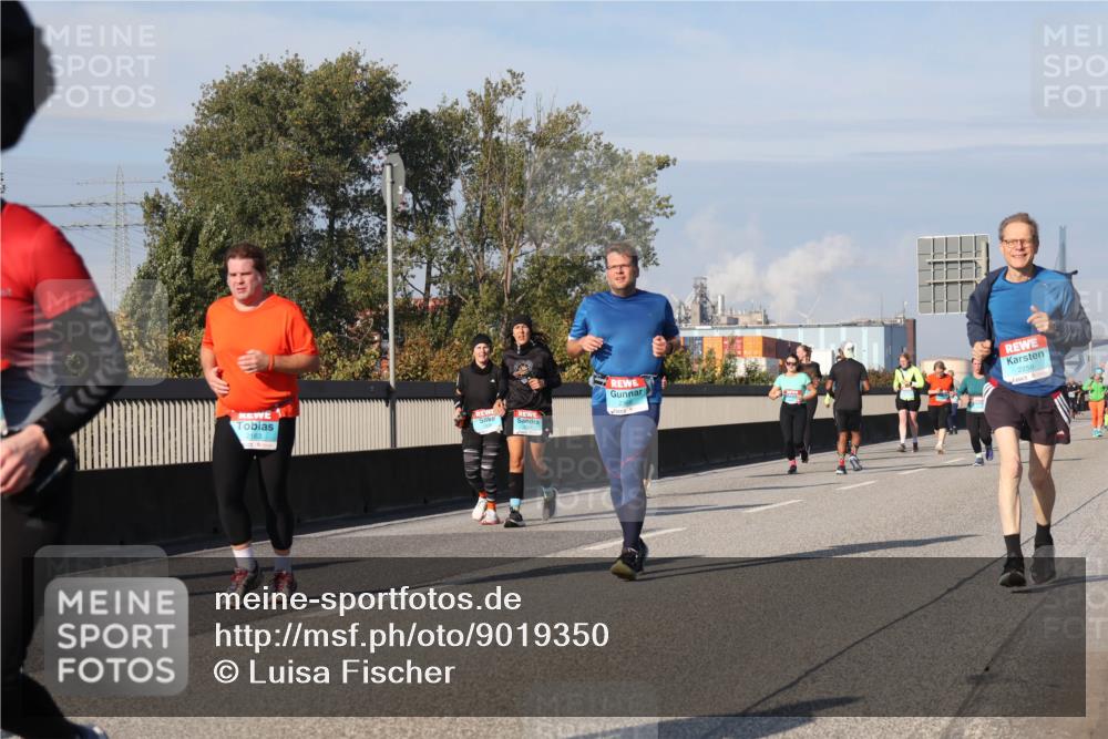 03.10.2025 - Köhlbrandbrückenlauf Luisa Fischer http://msf.ph/oto/9019350 03.10.2025 11:10:02 Position 3  meine-sportfotos.de
