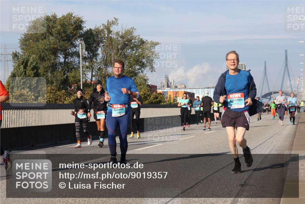03.10.2025 - Köhlbrandbrückenlauf Luisa Fischer http://msf.ph/oto/9019357 03.10.2025 11:10:03 Position 3 2366, 2259 meine-sportfotos.de