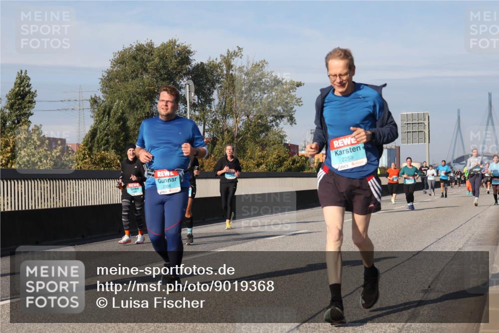 03.10.2025 - Köhlbrandbrückenlauf Luisa Fischer http://msf.ph/oto/9019368 03.10.2025 11:10:04 Position 3 2366, 2259 meine-sportfotos.de