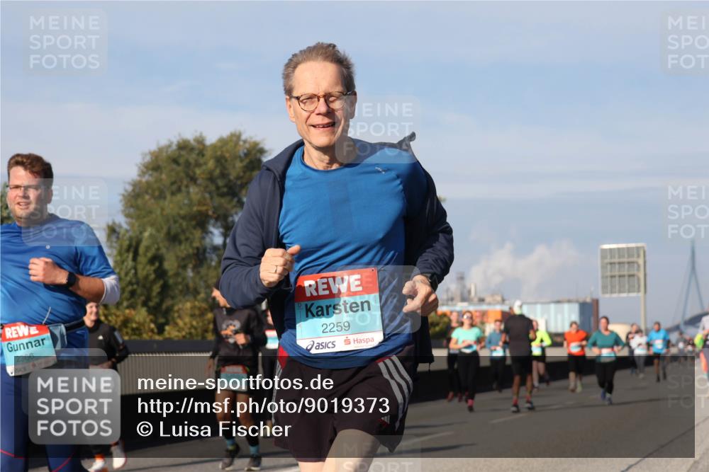 03.10.2025 - Köhlbrandbrückenlauf Luisa Fischer http://msf.ph/oto/9019373 03.10.2025 11:10:05 Position 3 2366, 2259 meine-sportfotos.de