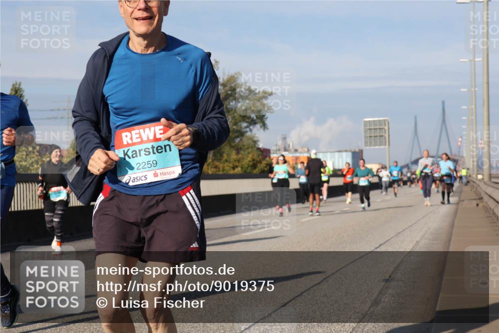 03.10.2025 - Köhlbrandbrückenlauf Luisa Fischer http://msf.ph/oto/9019375 03.10.2025 11:10:06 Position 3 2259 meine-sportfotos.de