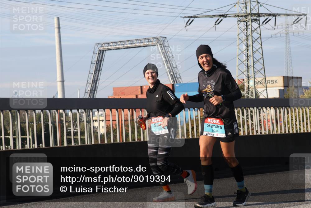 03.10.2025 - Köhlbrandbrückenlauf Luisa Fischer http://msf.ph/oto/9019394 03.10.2025 11:10:09 Position 3 1935, 3044 meine-sportfotos.de