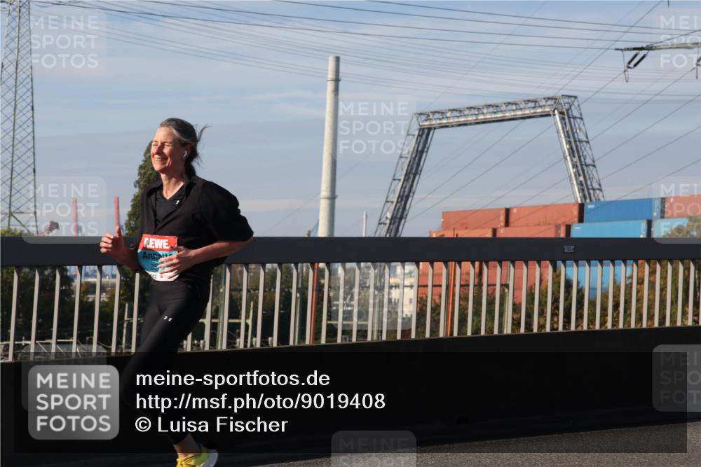 03.10.2025 - Köhlbrandbrückenlauf Luisa Fischer http://msf.ph/oto/9019408 03.10.2025 11:10:12 Position 3 2016, 780 meine-sportfotos.de