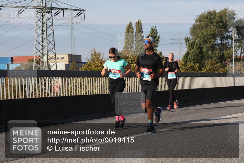 03.10.2025 - Köhlbrandbrückenlauf Luisa Fischer http://msf.ph/oto/9019415 03.10.2025 11:10:13 Position 3 2681, 76 meine-sportfotos.de