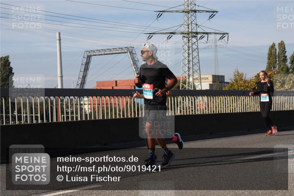 03.10.2025 - Köhlbrandbrückenlauf Luisa Fischer http://msf.ph/oto/9019421 03.10.2025 11:10:14 Position 3 2676 meine-sportfotos.de