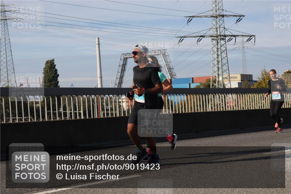 03.10.2025 - Köhlbrandbrückenlauf Luisa Fischer http://msf.ph/oto/9019423 03.10.2025 11:10:14 Position 3  meine-sportfotos.de