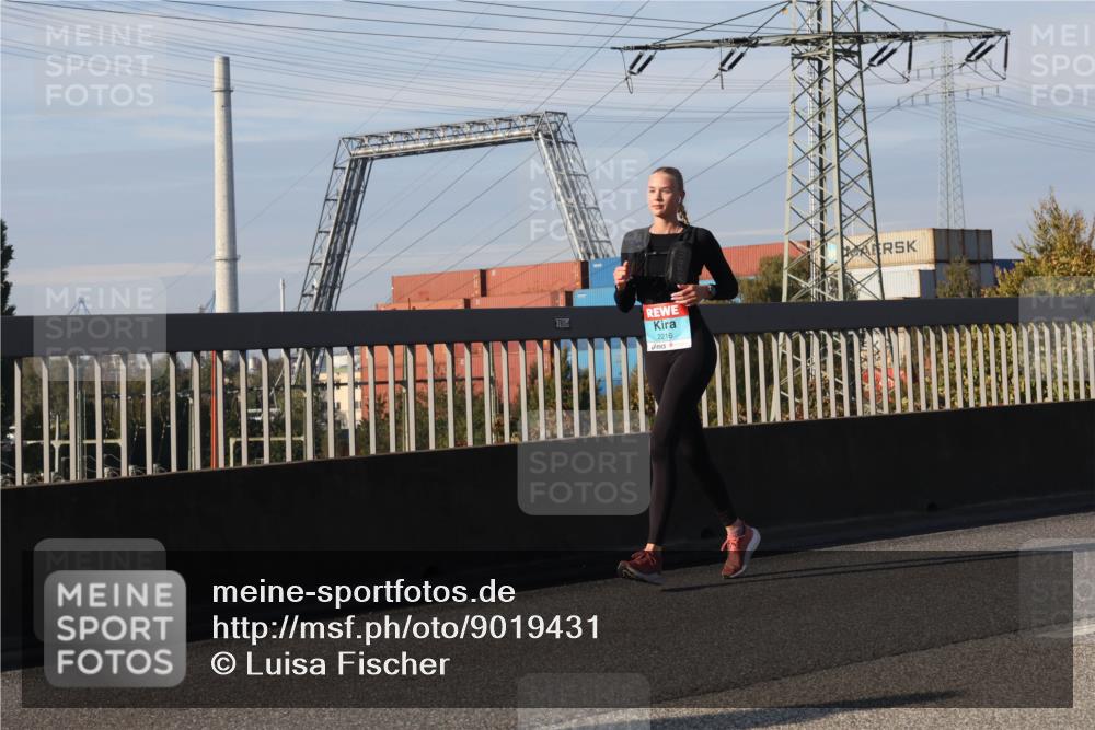 03.10.2025 - Köhlbrandbrückenlauf Luisa Fischer http://msf.ph/oto/9019431 03.10.2025 11:10:16 Position 3 780, 2216 meine-sportfotos.de