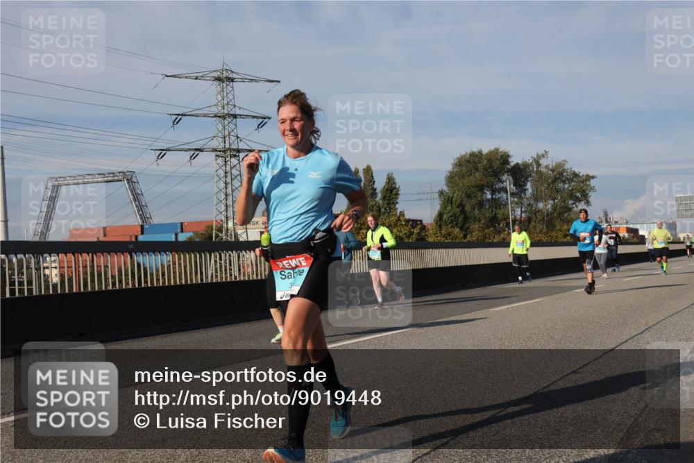 03.10.2025 - Köhlbrandbrückenlauf Luisa Fischer http://msf.ph/oto/9019448 03.10.2025 11:10:19 Position 3  meine-sportfotos.de