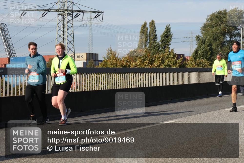 03.10.2025 - Köhlbrandbrückenlauf Luisa Fischer http://msf.ph/oto/9019469 03.10.2025 11:10:21 Position 3 780, 2092, 2112 meine-sportfotos.de