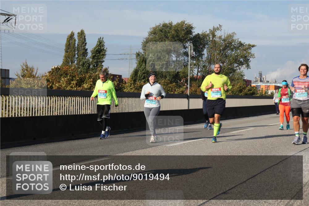03.10.2025 - Köhlbrandbrückenlauf Luisa Fischer http://msf.ph/oto/9019494 03.10.2025 11:10:24 Position 3  meine-sportfotos.de
