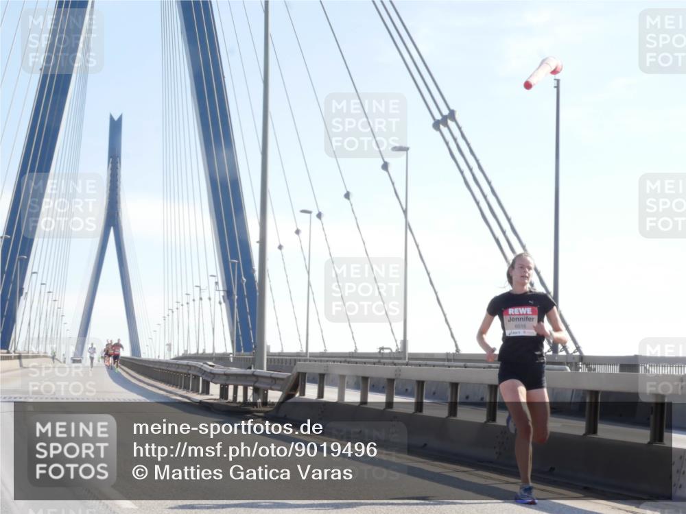 03.10.2025 - Köhlbrandbrückenlauf Matties Gatica Varas http://msf.ph/oto/9019496 03.10.2025 12:18:34 Position 1 6516 meine-sportfotos.de