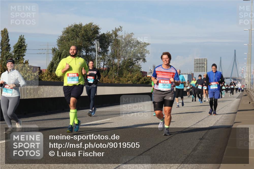 03.10.2025 - Köhlbrandbrückenlauf Luisa Fischer http://msf.ph/oto/9019505 03.10.2025 11:10:25 Position 3 2286, 1949, 2935 meine-sportfotos.de