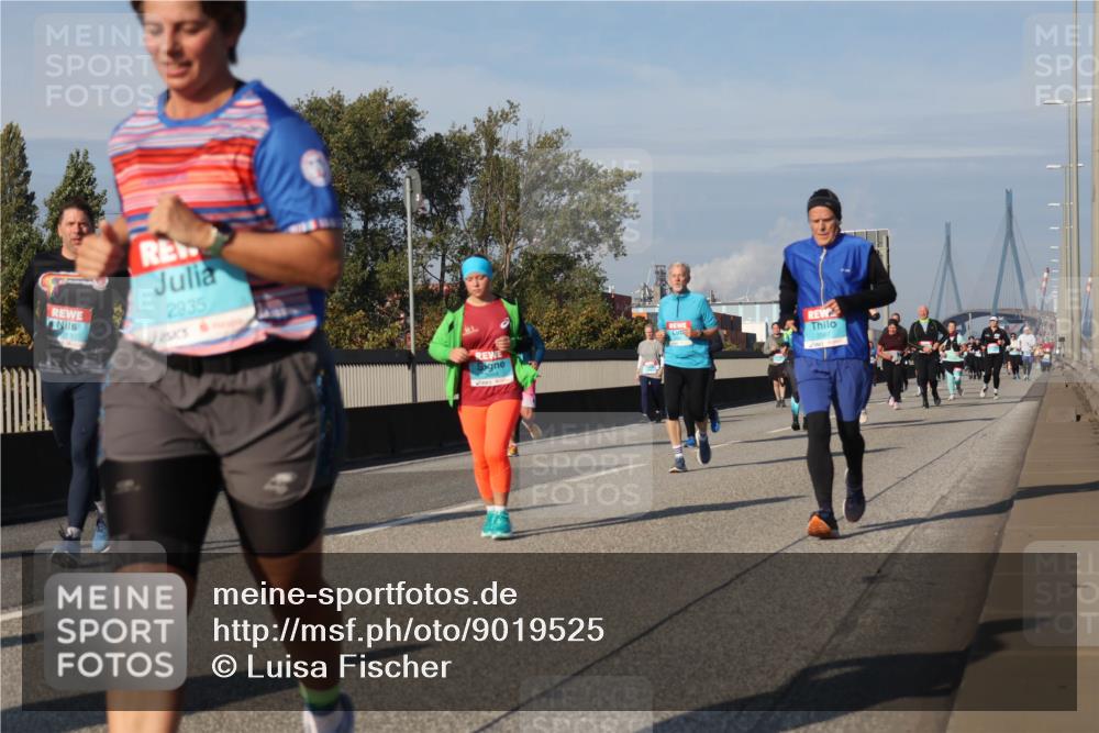 03.10.2025 - Köhlbrandbrückenlauf Luisa Fischer http://msf.ph/oto/9019525 03.10.2025 11:10:27 Position 3 2935 meine-sportfotos.de