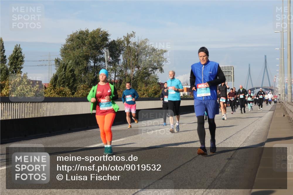 03.10.2025 - Köhlbrandbrückenlauf Luisa Fischer http://msf.ph/oto/9019532 03.10.2025 11:10:28 Position 3  meine-sportfotos.de