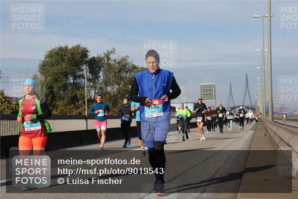 03.10.2025 - Köhlbrandbrückenlauf Luisa Fischer http://msf.ph/oto/9019543 03.10.2025 11:10:29 Position 3 3664, 2067 meine-sportfotos.de