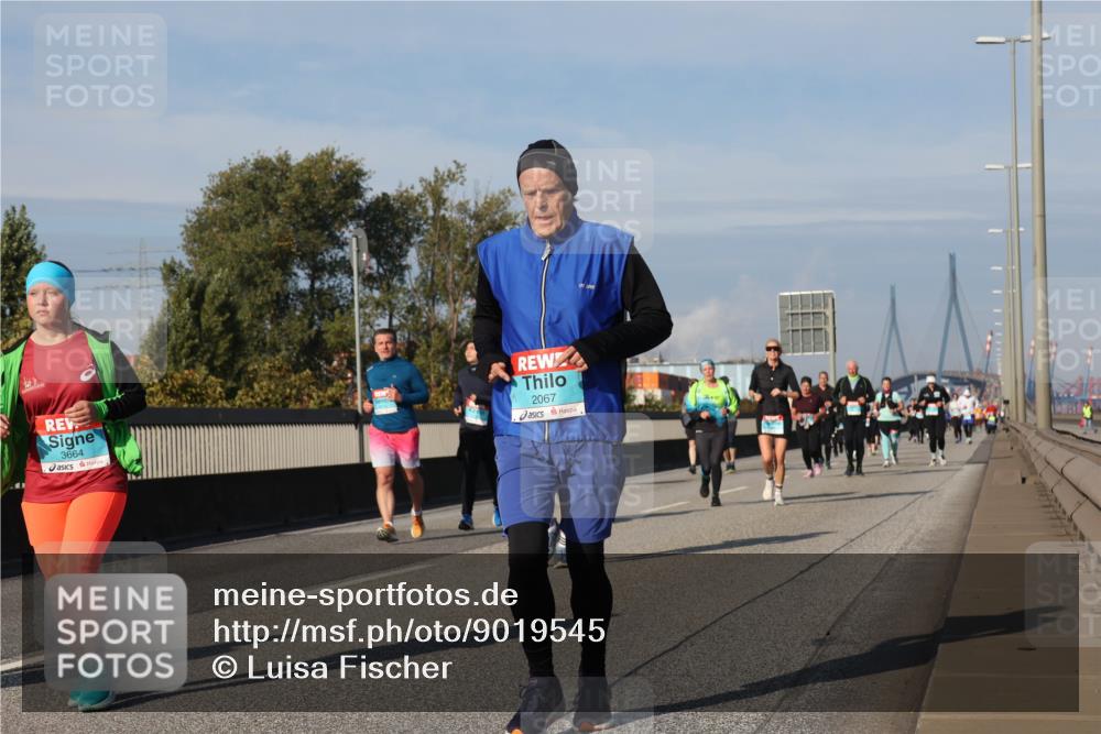 03.10.2025 - Köhlbrandbrückenlauf Luisa Fischer http://msf.ph/oto/9019545 03.10.2025 11:10:29 Position 3 3664, 2067 meine-sportfotos.de