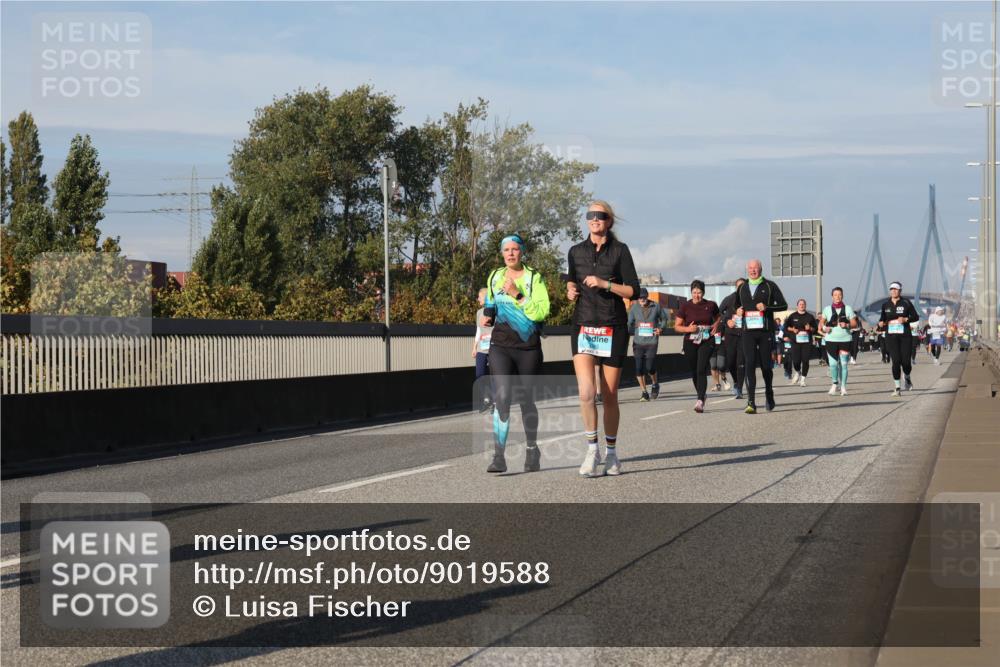03.10.2025 - Köhlbrandbrückenlauf Luisa Fischer http://msf.ph/oto/9019588 03.10.2025 11:10:34 Position 3  meine-sportfotos.de