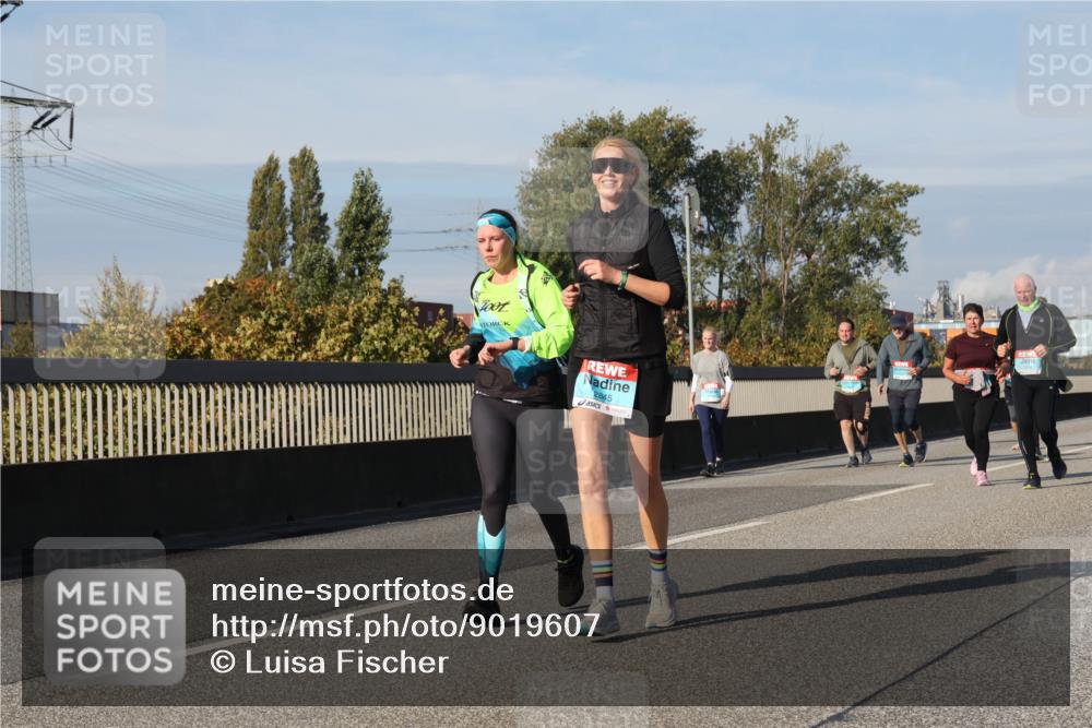 03.10.2025 - Köhlbrandbrückenlauf Luisa Fischer http://msf.ph/oto/9019607 03.10.2025 11:10:36 Position 3 2845 meine-sportfotos.de