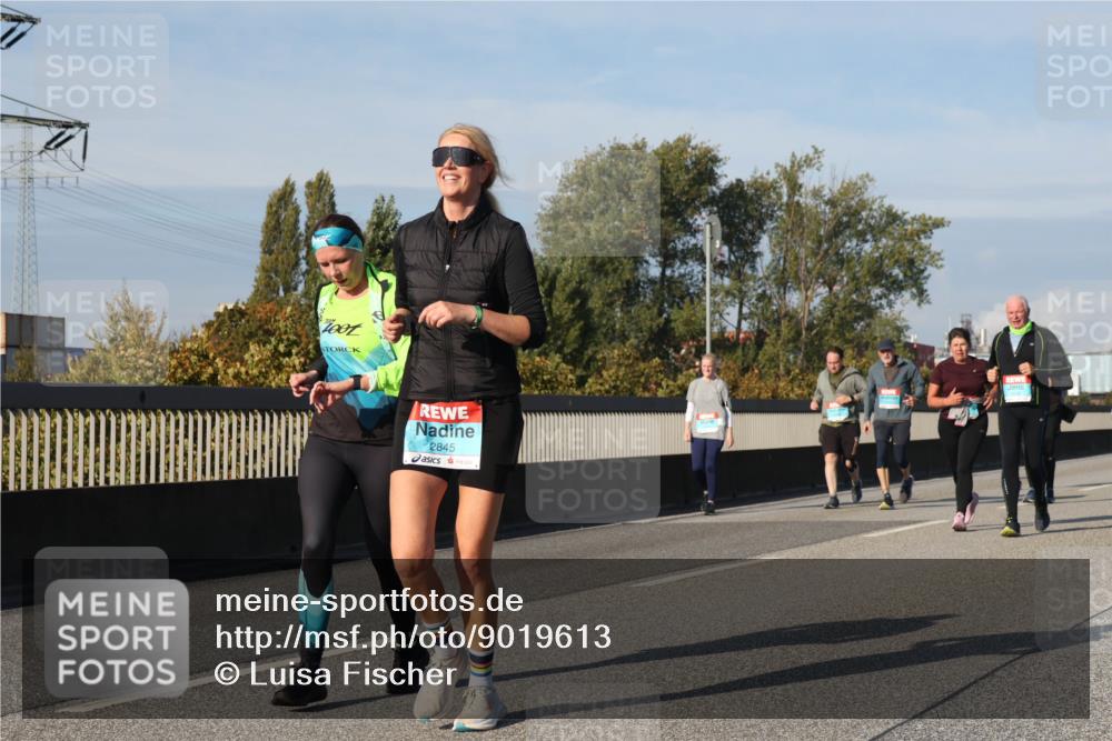 03.10.2025 - Köhlbrandbrückenlauf Luisa Fischer http://msf.ph/oto/9019613 03.10.2025 11:10:37 Position 3 7001, 2845 meine-sportfotos.de