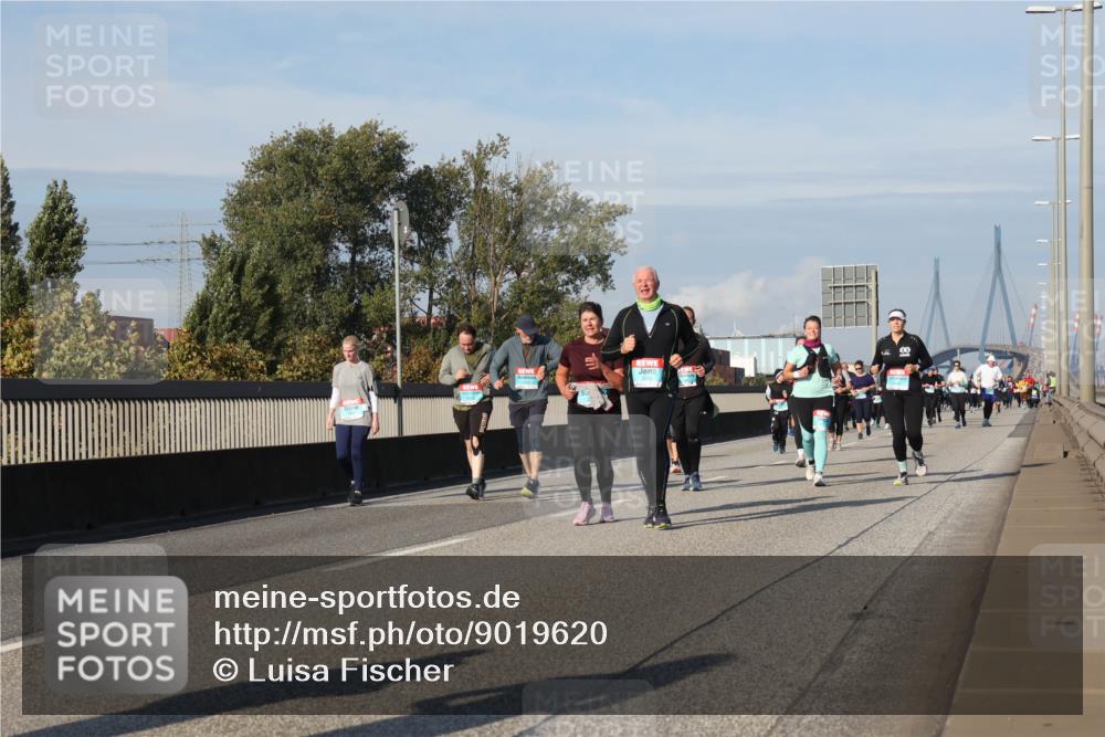 03.10.2025 - Köhlbrandbrückenlauf Luisa Fischer http://msf.ph/oto/9019620 03.10.2025 11:10:38 Position 3  meine-sportfotos.de