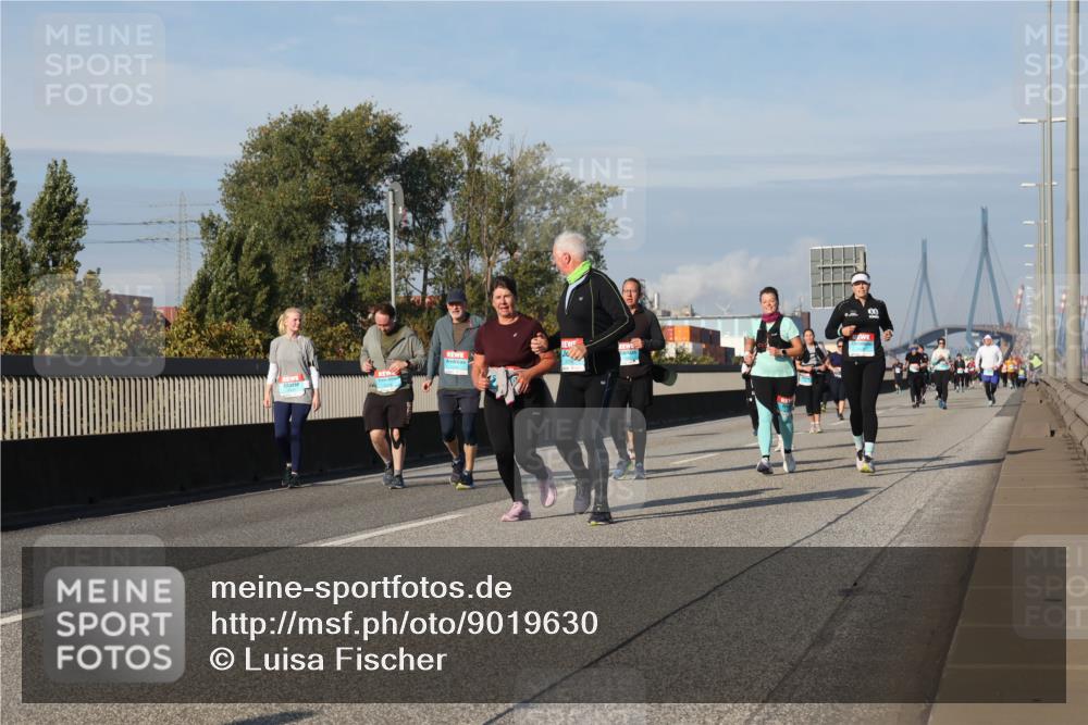 03.10.2025 - Köhlbrandbrückenlauf Luisa Fischer http://msf.ph/oto/9019630 03.10.2025 11:10:39 Position 3  meine-sportfotos.de