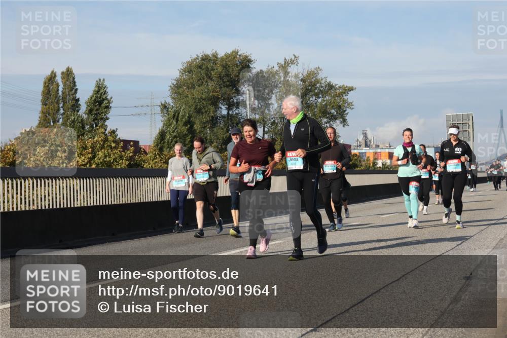 03.10.2025 - Köhlbrandbrückenlauf Luisa Fischer http://msf.ph/oto/9019641 03.10.2025 11:10:40 Position 3 3256 meine-sportfotos.de