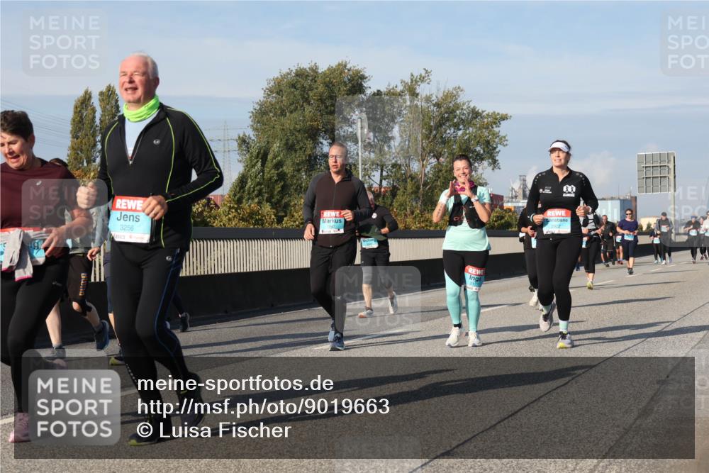 03.10.2025 - Köhlbrandbrückenlauf Luisa Fischer http://msf.ph/oto/9019663 03.10.2025 11:10:42 Position 3 3256, 2177 meine-sportfotos.de