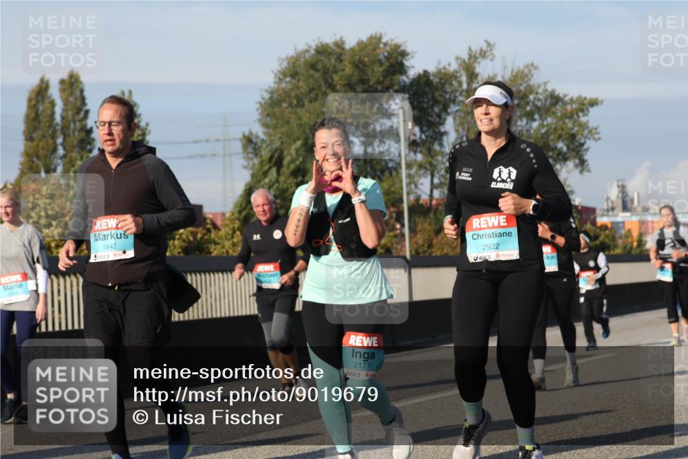 03.10.2025 - Köhlbrandbrückenlauf Luisa Fischer http://msf.ph/oto/9019679 03.10.2025 11:10:44 Position 3 1942, 2177, 2922 meine-sportfotos.de