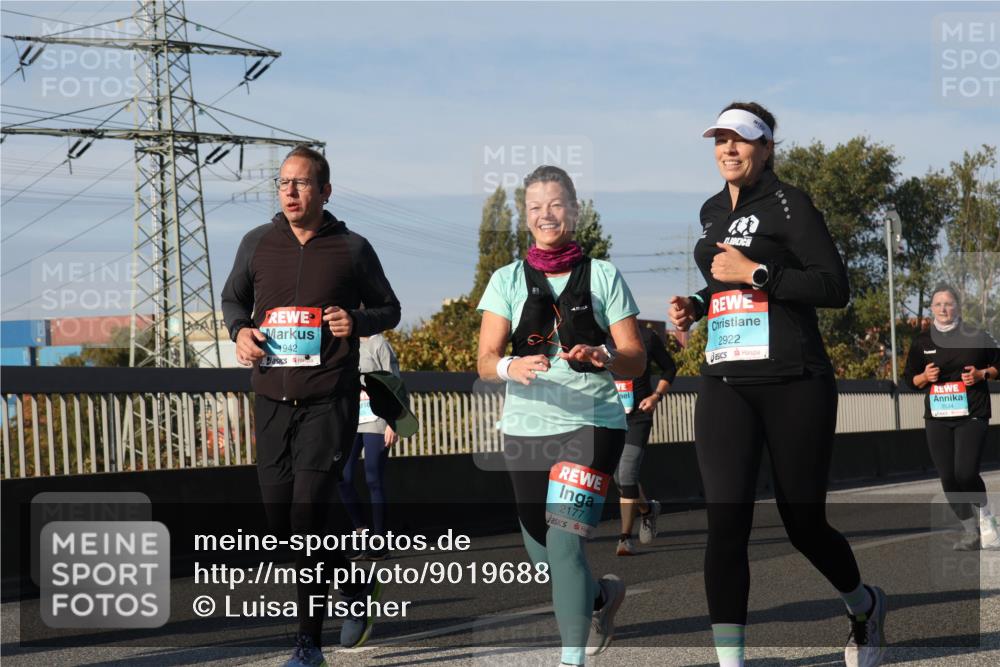 03.10.2025 - Köhlbrandbrückenlauf Luisa Fischer http://msf.ph/oto/9019688 03.10.2025 11:10:45 Position 3 1942, 2177, 2922 meine-sportfotos.de
