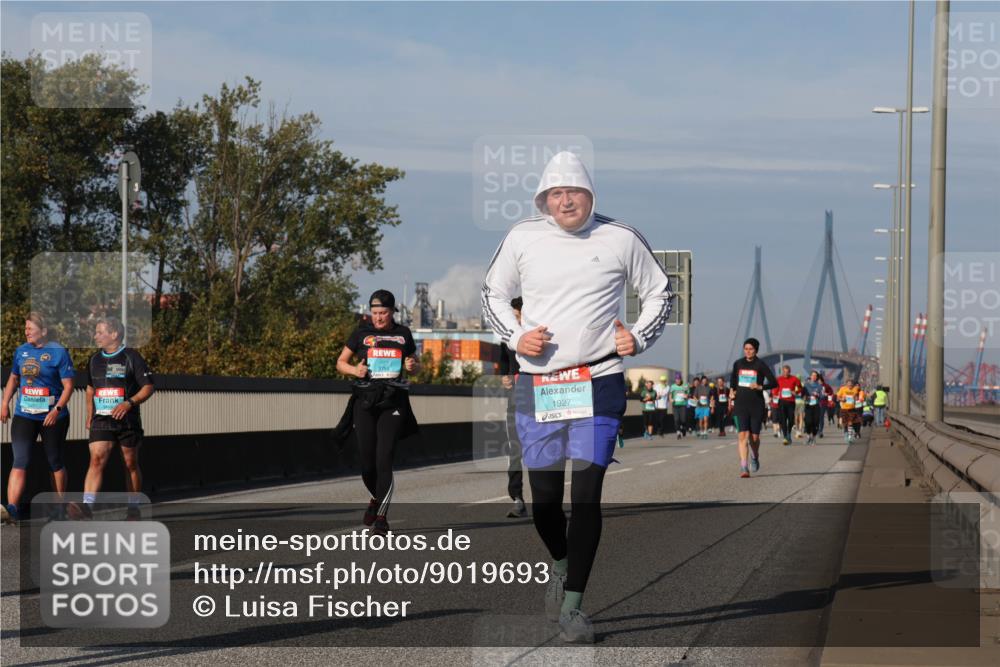 03.10.2025 - Köhlbrandbrückenlauf Luisa Fischer http://msf.ph/oto/9019693 03.10.2025 11:11:01 Position 3 3754, 1927 meine-sportfotos.de