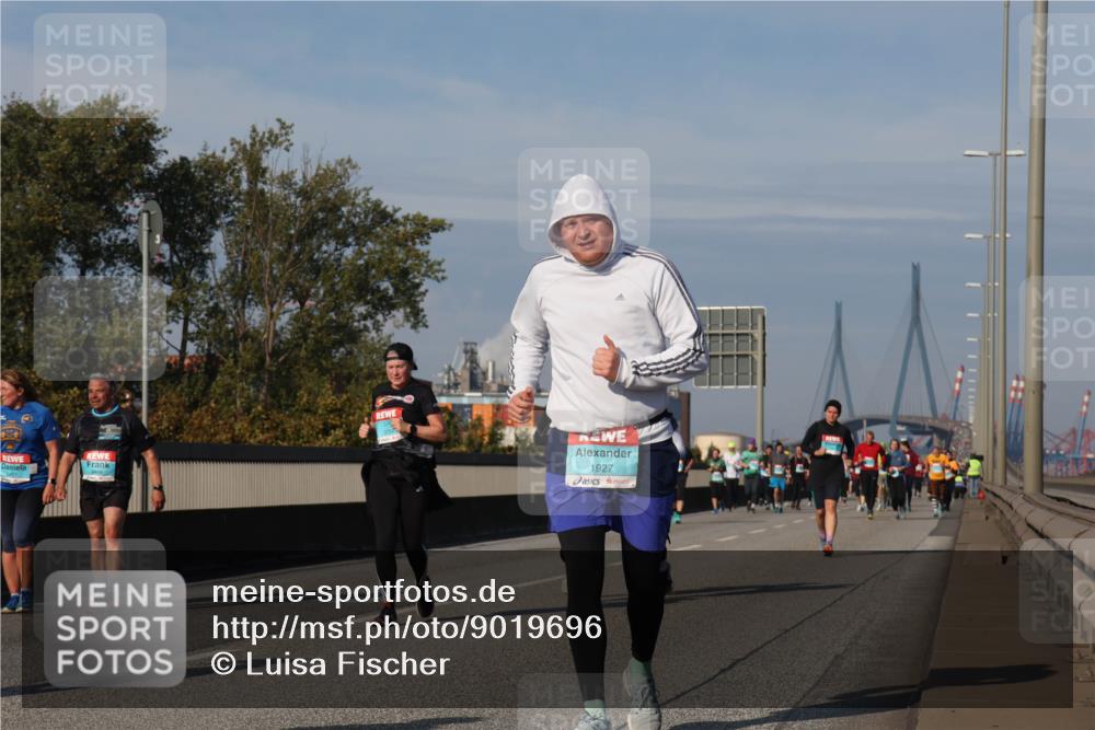 03.10.2025 - Köhlbrandbrückenlauf Luisa Fischer http://msf.ph/oto/9019696 03.10.2025 11:11:01 Position 3 1927 meine-sportfotos.de