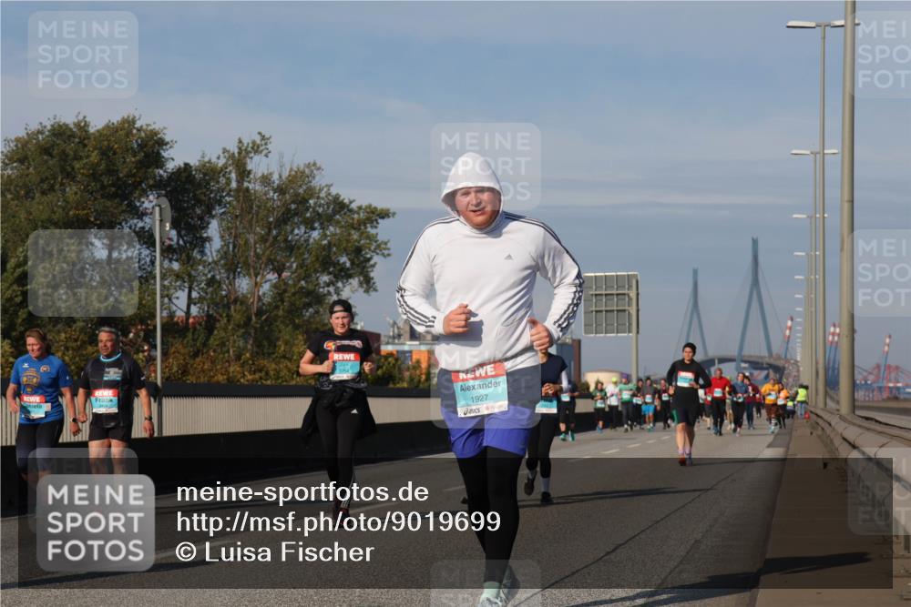 03.10.2025 - Köhlbrandbrückenlauf Luisa Fischer http://msf.ph/oto/9019699 03.10.2025 11:11:01 Position 3 1927 meine-sportfotos.de