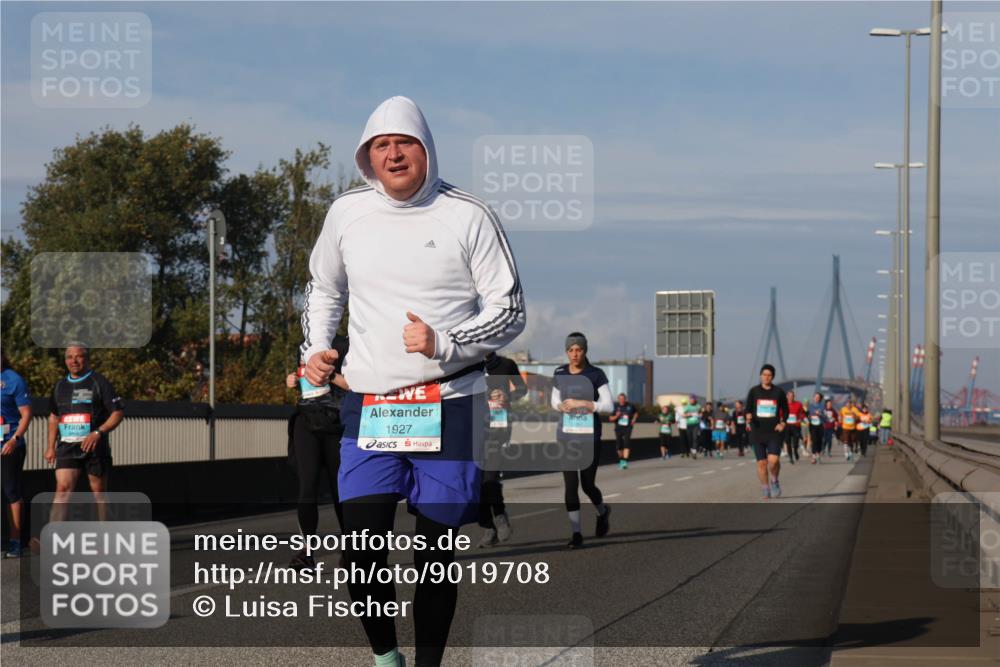03.10.2025 - Köhlbrandbrückenlauf Luisa Fischer http://msf.ph/oto/9019708 03.10.2025 11:11:02 Position 3 1927 meine-sportfotos.de