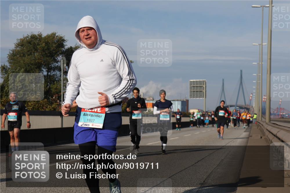 03.10.2025 - Köhlbrandbrückenlauf Luisa Fischer http://msf.ph/oto/9019711 03.10.2025 11:11:03 Position 3 1927 meine-sportfotos.de