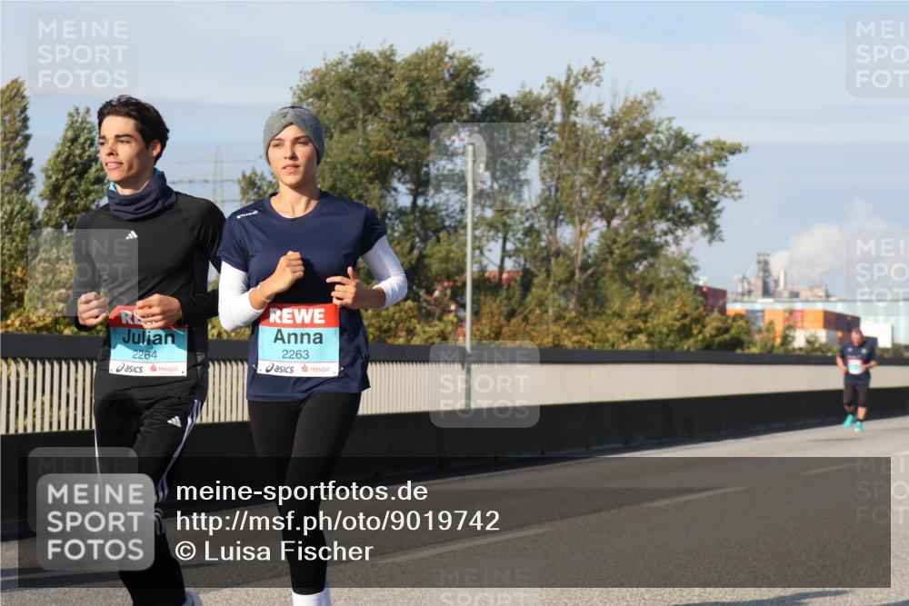 03.10.2025 - Köhlbrandbrückenlauf Luisa Fischer http://msf.ph/oto/9019742 03.10.2025 11:11:07 Position 3 2264, 2263 meine-sportfotos.de