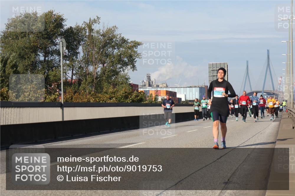 03.10.2025 - Köhlbrandbrückenlauf Luisa Fischer http://msf.ph/oto/9019753 03.10.2025 11:11:08 Position 3  meine-sportfotos.de