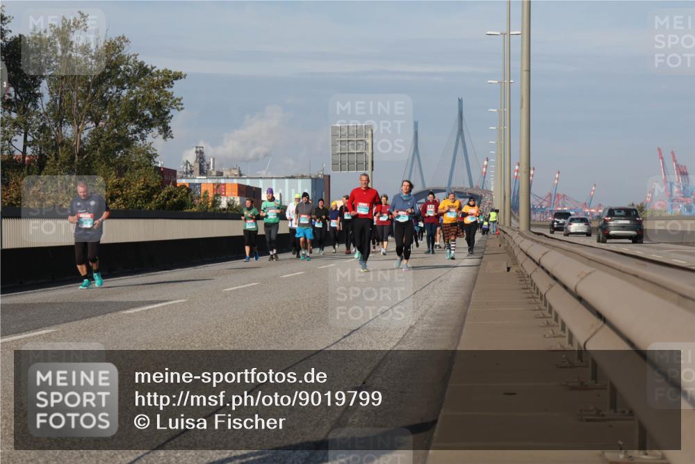 03.10.2025 - Köhlbrandbrückenlauf Luisa Fischer http://msf.ph/oto/9019799 03.10.2025 11:11:13 Position 3  meine-sportfotos.de