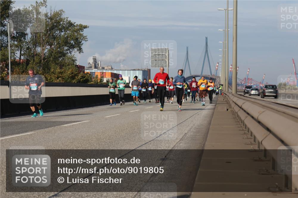 03.10.2025 - Köhlbrandbrückenlauf Luisa Fischer http://msf.ph/oto/9019805 03.10.2025 11:11:14 Position 3  meine-sportfotos.de