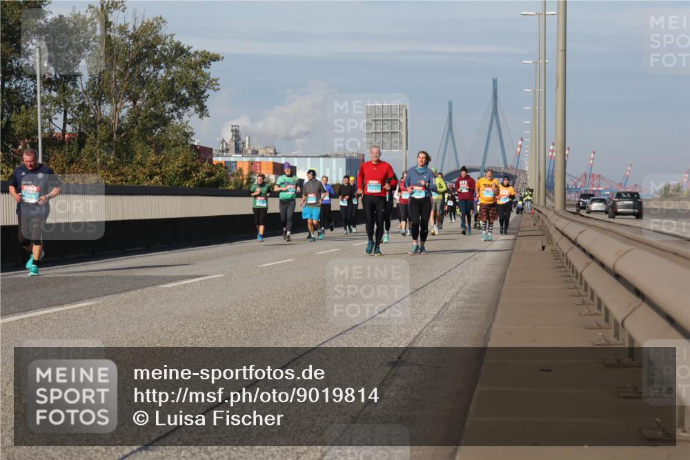 03.10.2025 - Köhlbrandbrückenlauf Luisa Fischer http://msf.ph/oto/9019814 03.10.2025 11:11:15 Position 3  meine-sportfotos.de