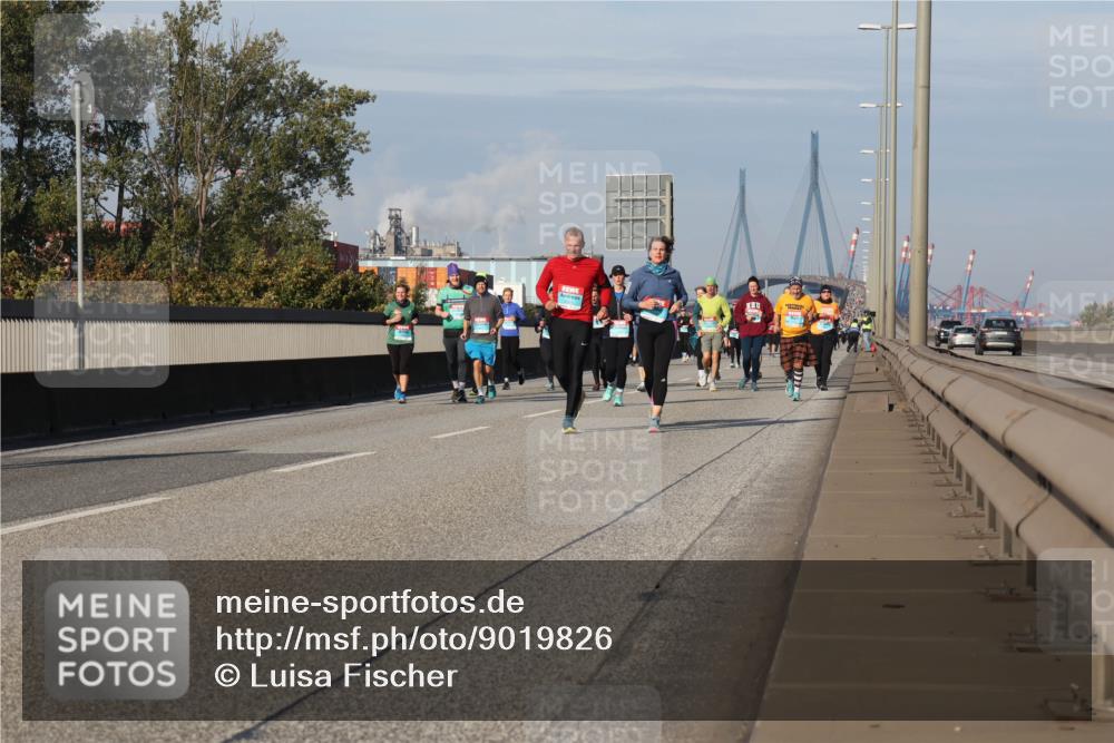 03.10.2025 - Köhlbrandbrückenlauf Luisa Fischer http://msf.ph/oto/9019826 03.10.2025 11:11:16 Position 3  meine-sportfotos.de