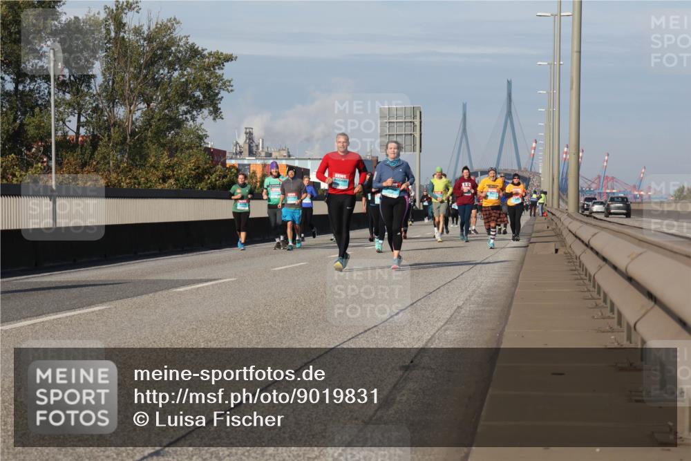 03.10.2025 - Köhlbrandbrückenlauf Luisa Fischer http://msf.ph/oto/9019831 03.10.2025 11:11:17 Position 3  meine-sportfotos.de