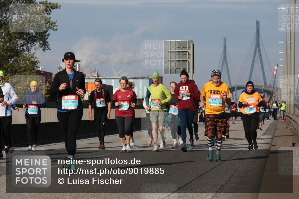 03.10.2025 - Köhlbrandbrückenlauf Luisa Fischer http://msf.ph/oto/9019885 03.10.2025 11:11:23 Position 3 3701, 3122, 1867 meine-sportfotos.de